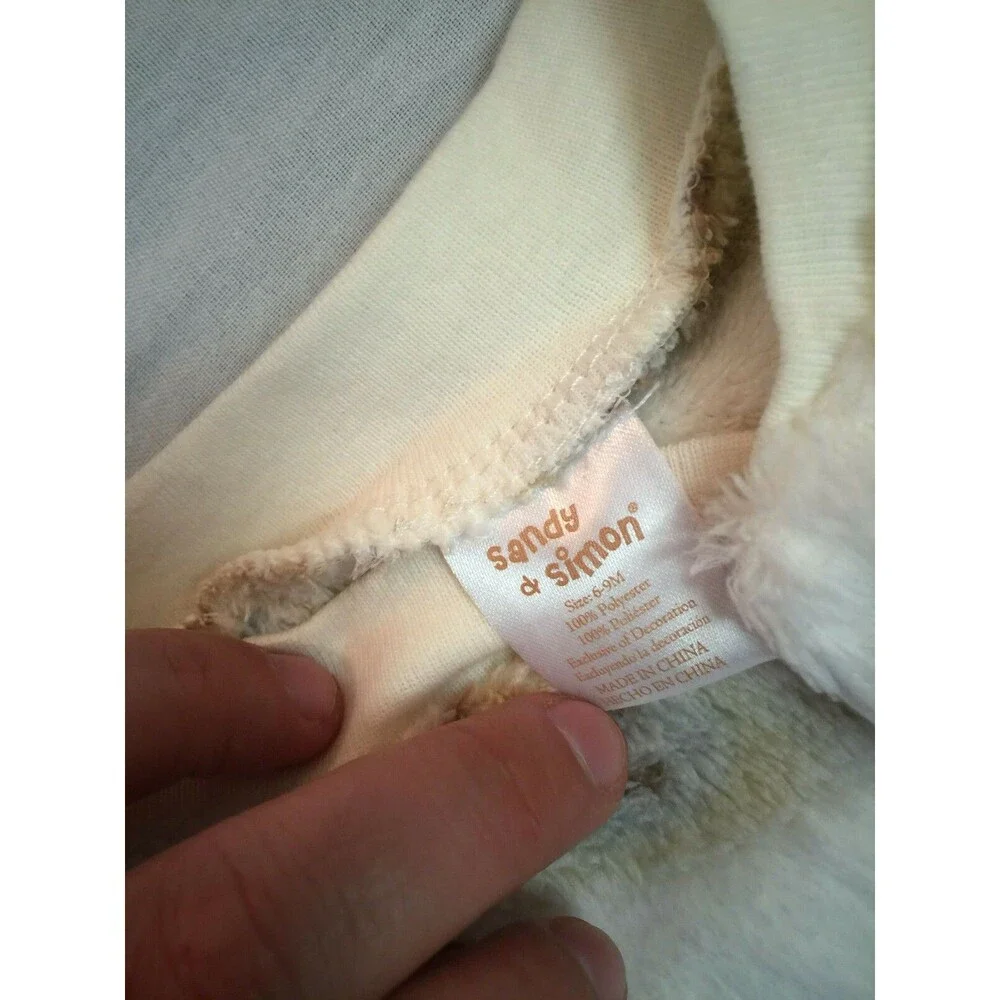 NWT SANDY SIMON BOYS GIRLS FUZZY BODYSUIT SLEEPER SIZE 6-9 MONTHS